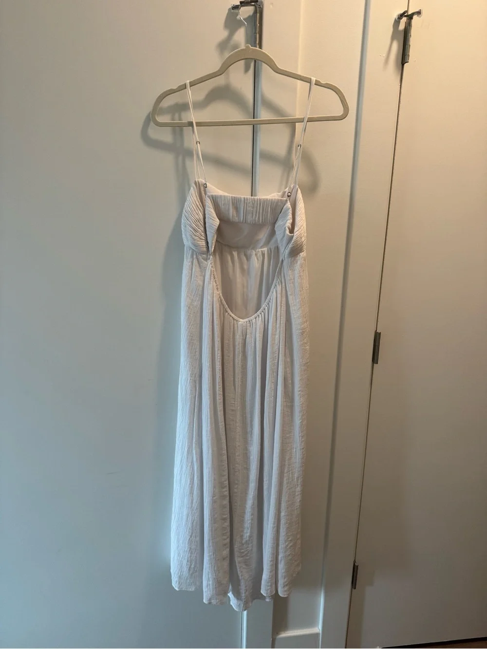 Abercrombie & Fitch White Strapless Maxi Dress